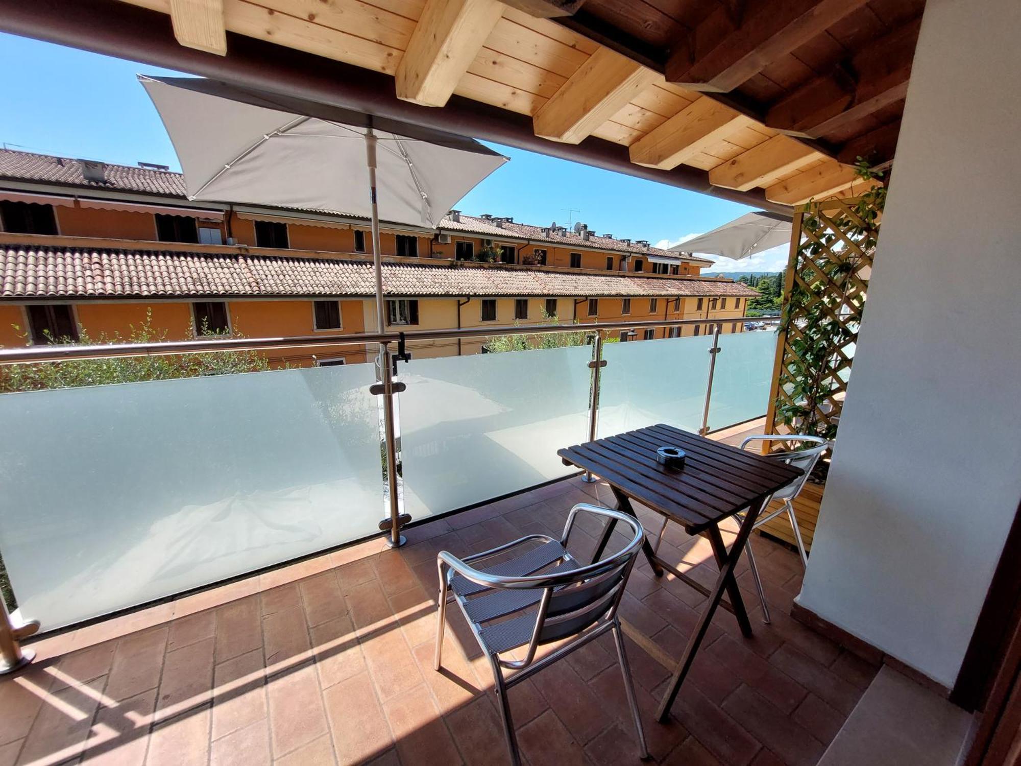 Pizzocolo Resort Fasano Gardone Riviera Exterior photo