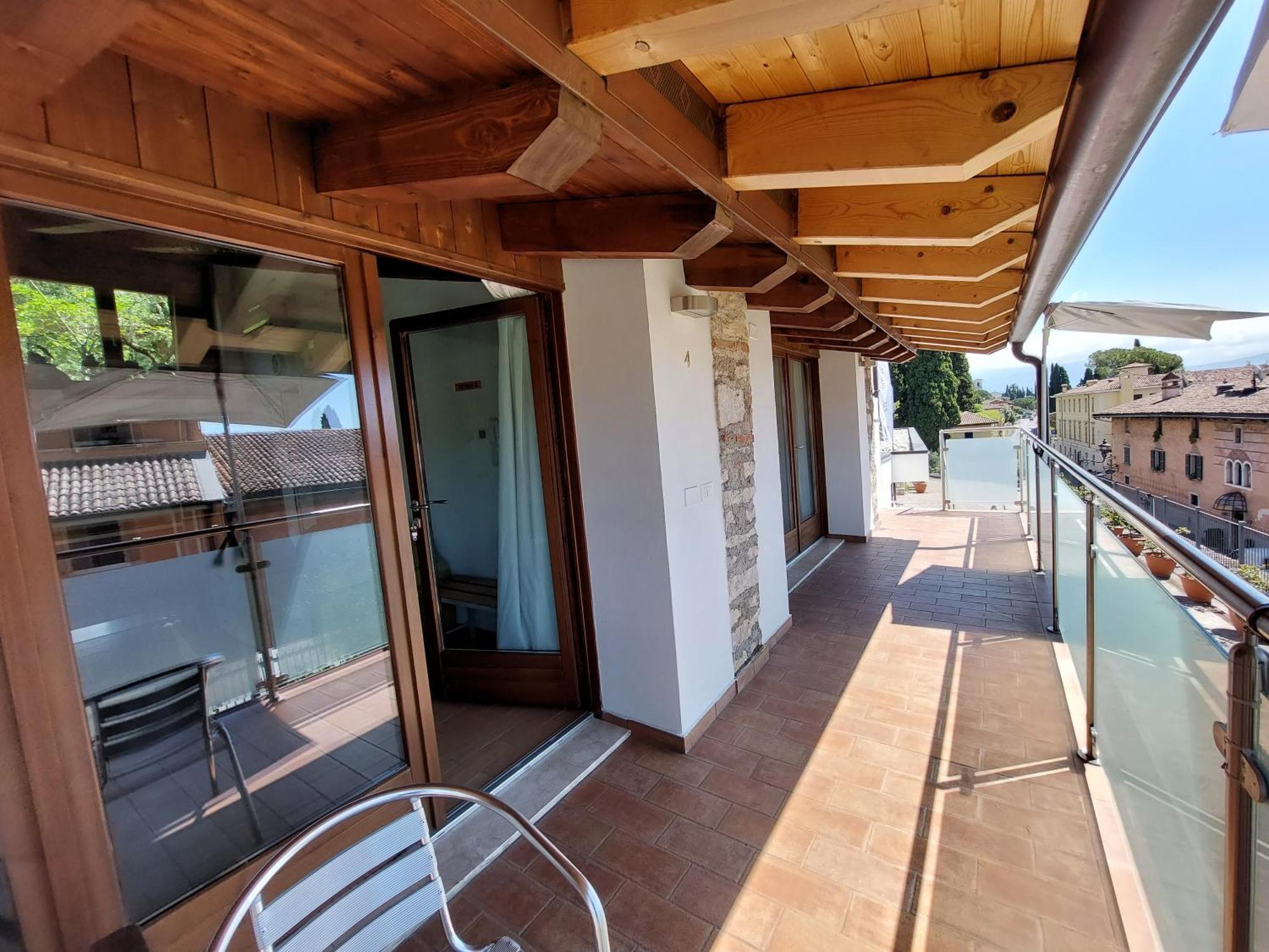 Pizzocolo Resort Fasano Gardone Riviera Exterior photo
