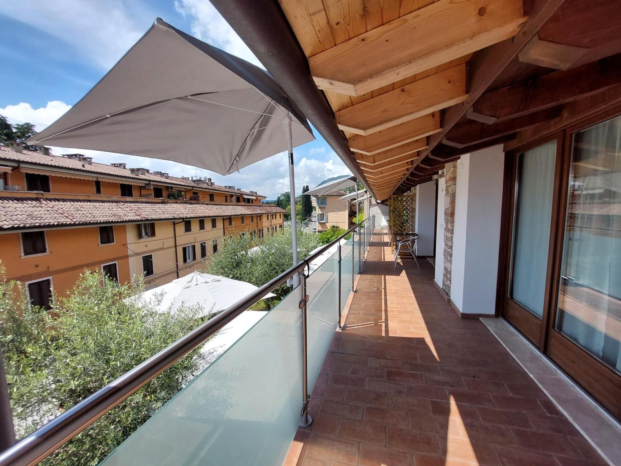 Pizzocolo Resort Fasano Gardone Riviera Exterior photo