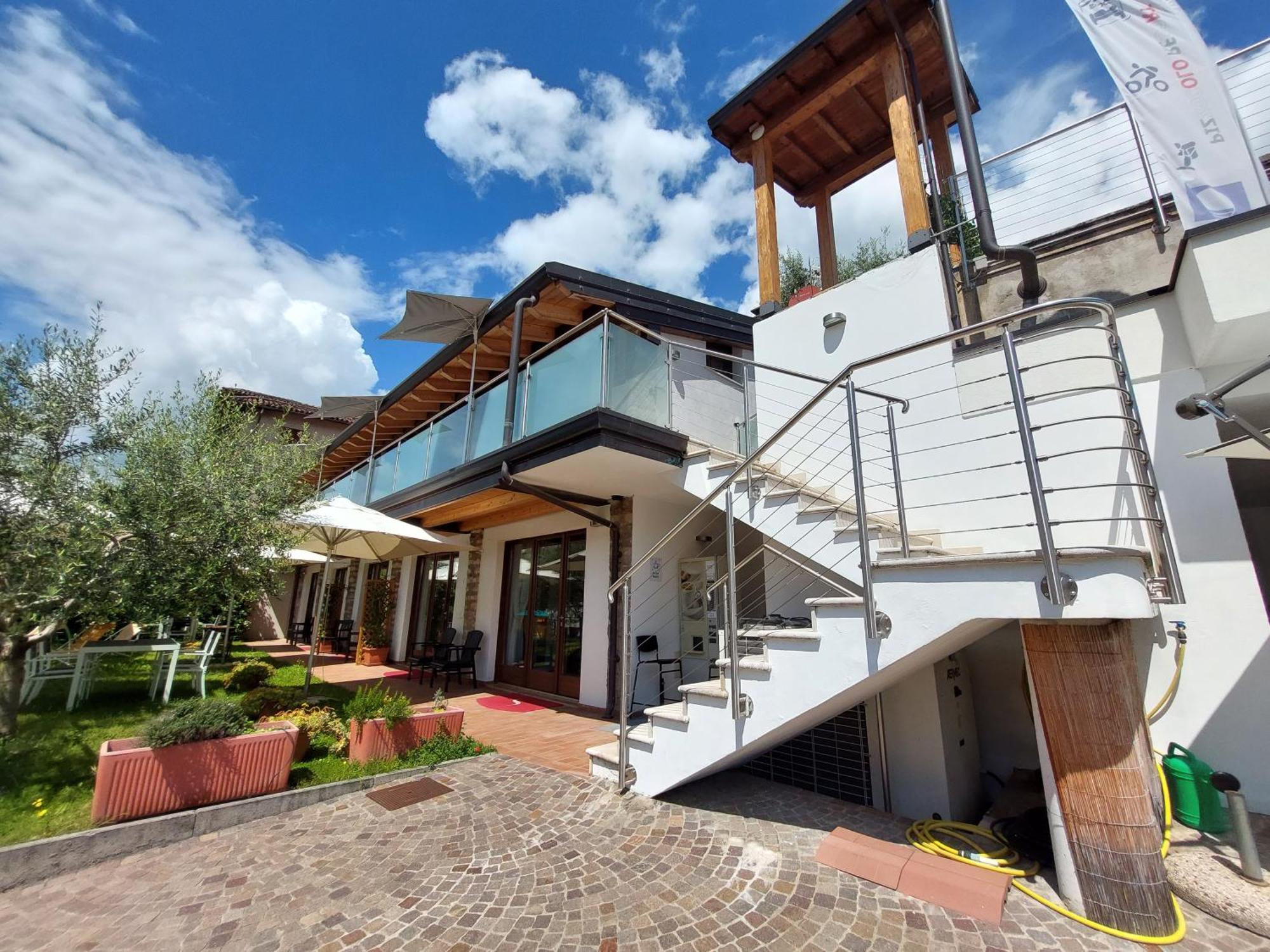 Pizzocolo Resort Fasano Gardone Riviera Exterior photo
